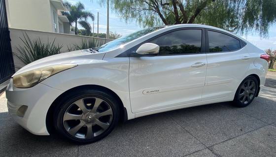 HYUNDAI ELANTRA 1.8 GLS 16V GASOLINA 4P AUTOMÁTICO HYUNDAI ELANTRA 1.8 GLS 16V GASOLINA 4P AUTOMÁTICO